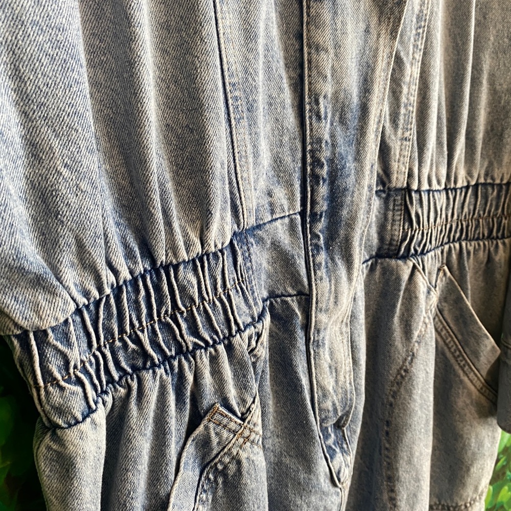 Forever 21 - Denim Jumpsuit (curvy size) - Picture 6 of 8
